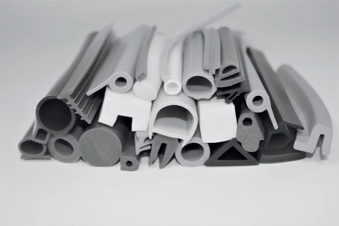 Extruded silicone rubber profiles
